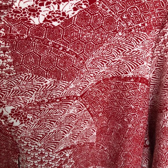 Thought British sustainable clothing boxy top japanese inspired red size 10 - Picture 2 of 3